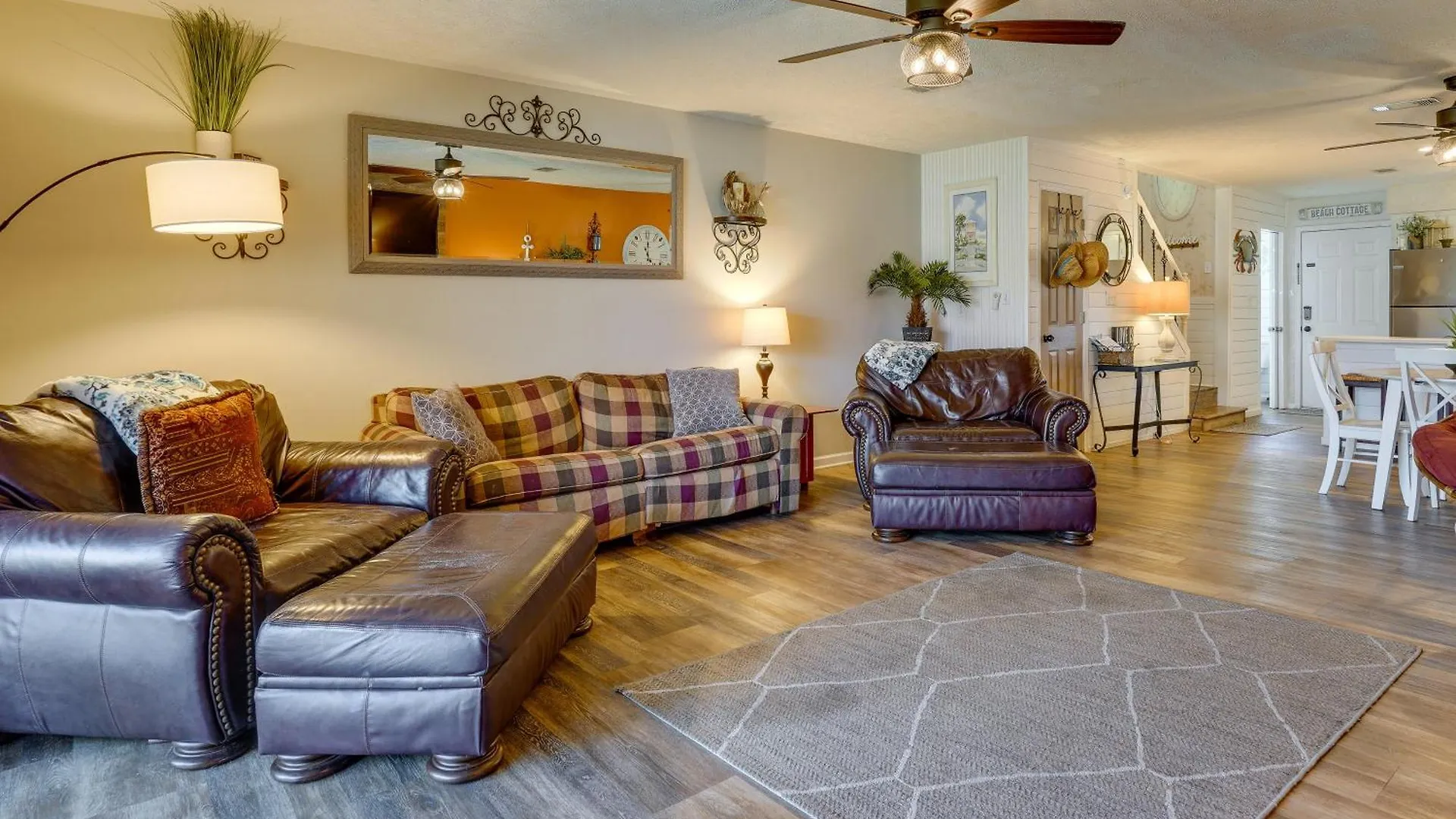 Family-Friendly Pcb Condo With Private Beach Access! Panama City Beach Apartment